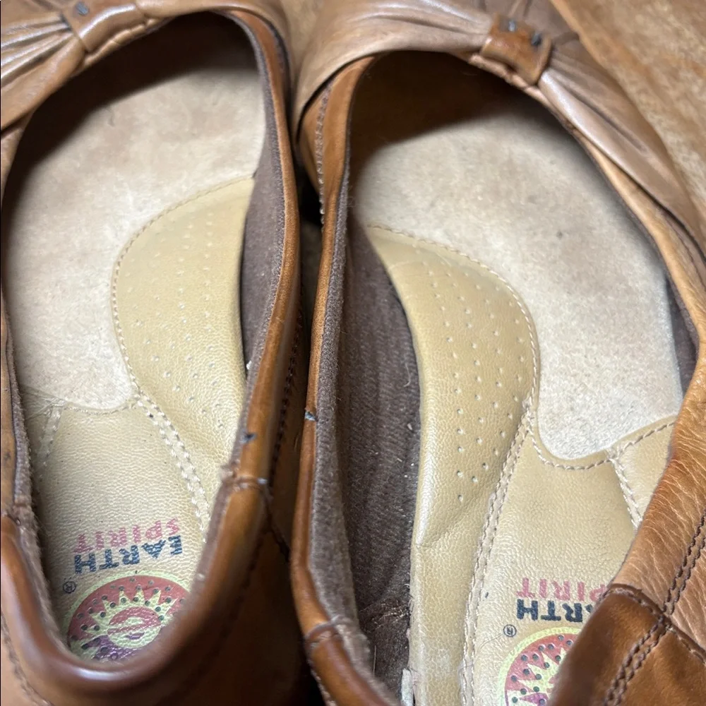 Earth Spirit Brown Leather Flat Size 10